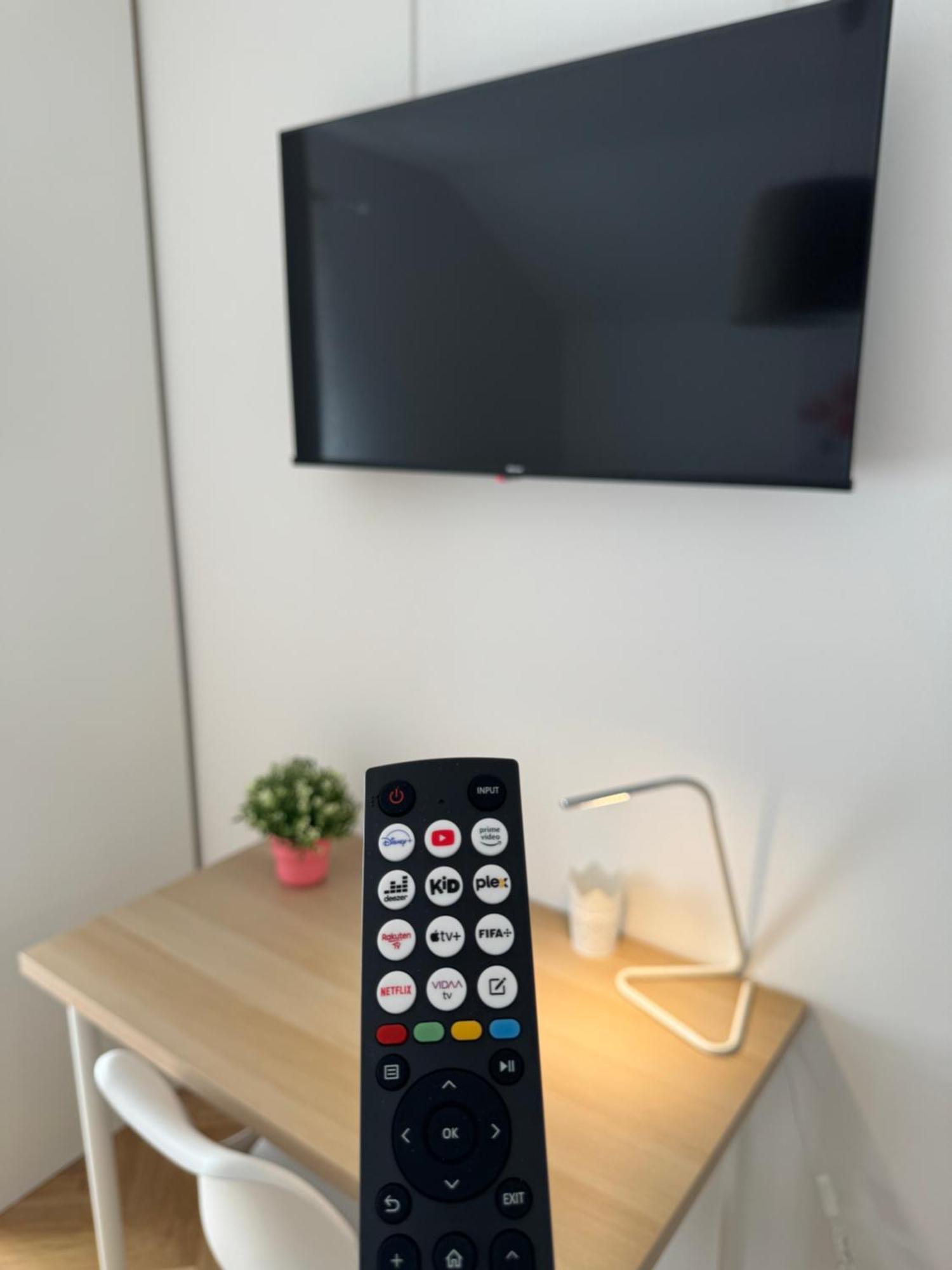 Apartman Tony Deluxe Near Zagreb Airport Velika Gorica Ngoại thất bức ảnh