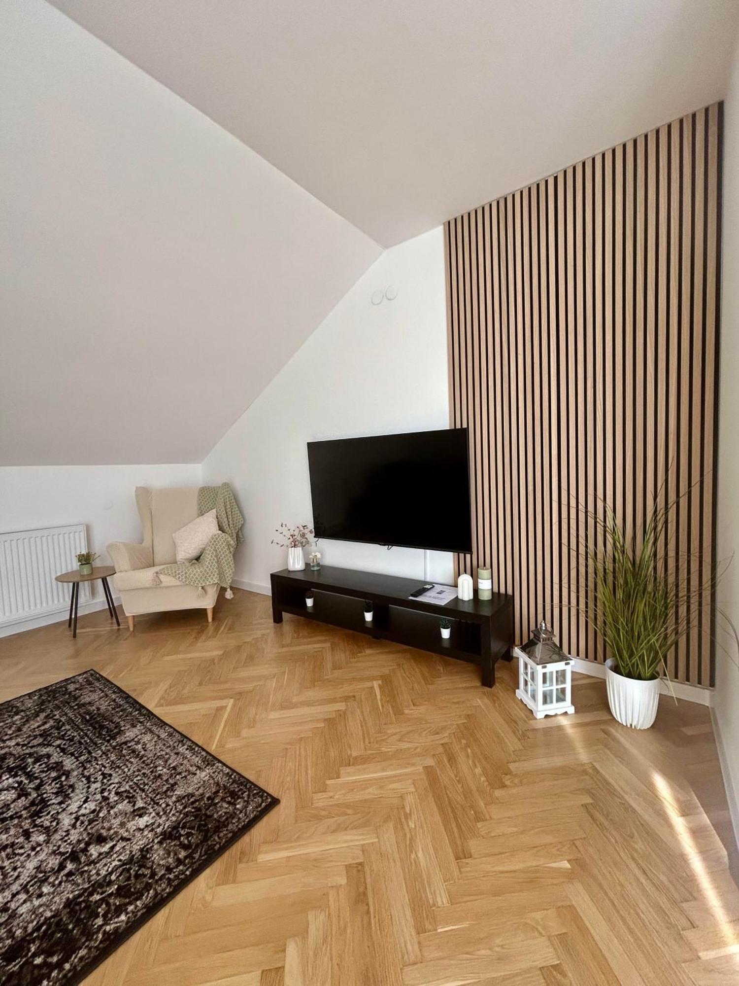 Apartman Tony Deluxe Near Zagreb Airport Velika Gorica Ngoại thất bức ảnh