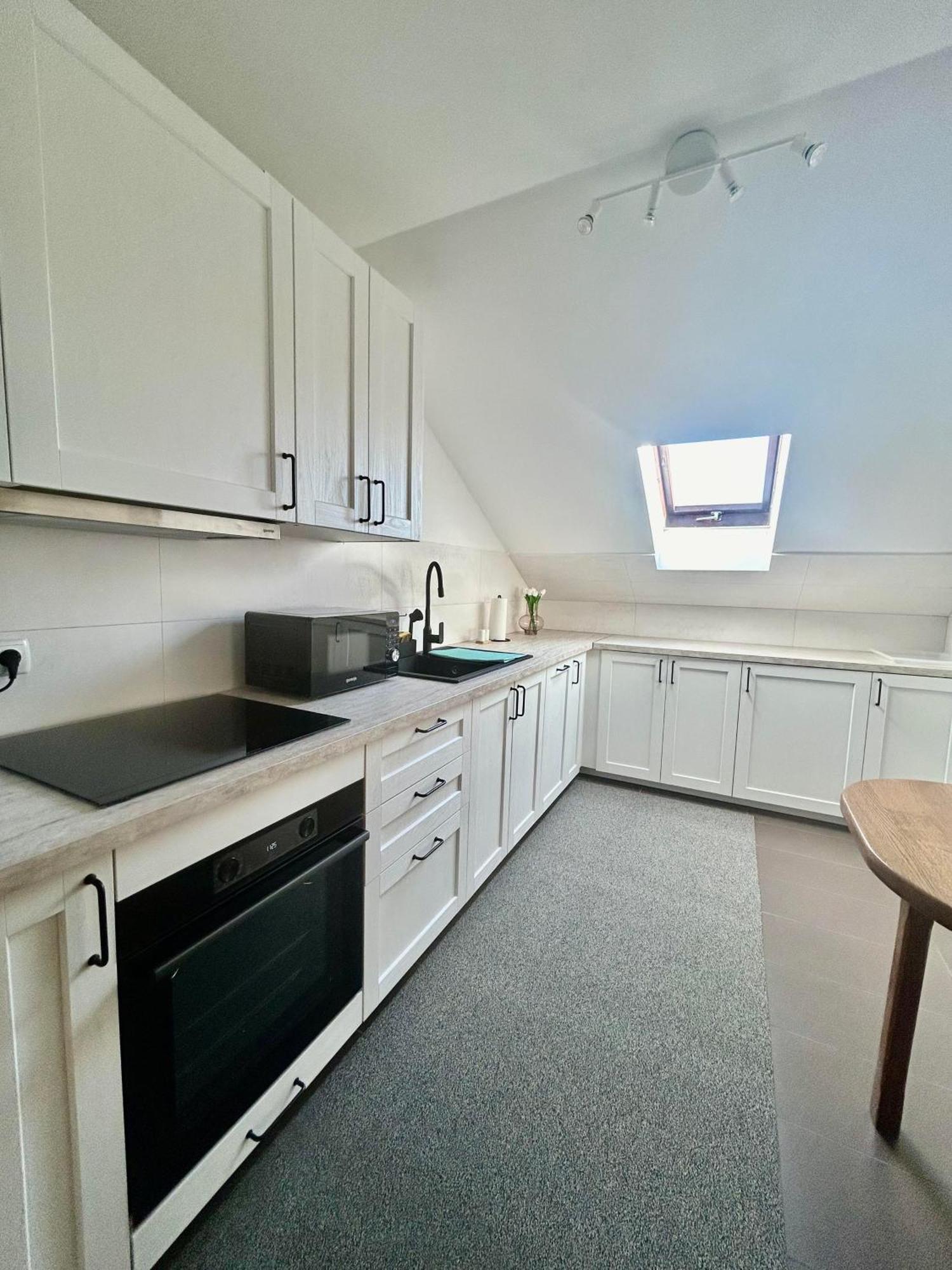 Apartman Tony Deluxe Near Zagreb Airport Velika Gorica Ngoại thất bức ảnh